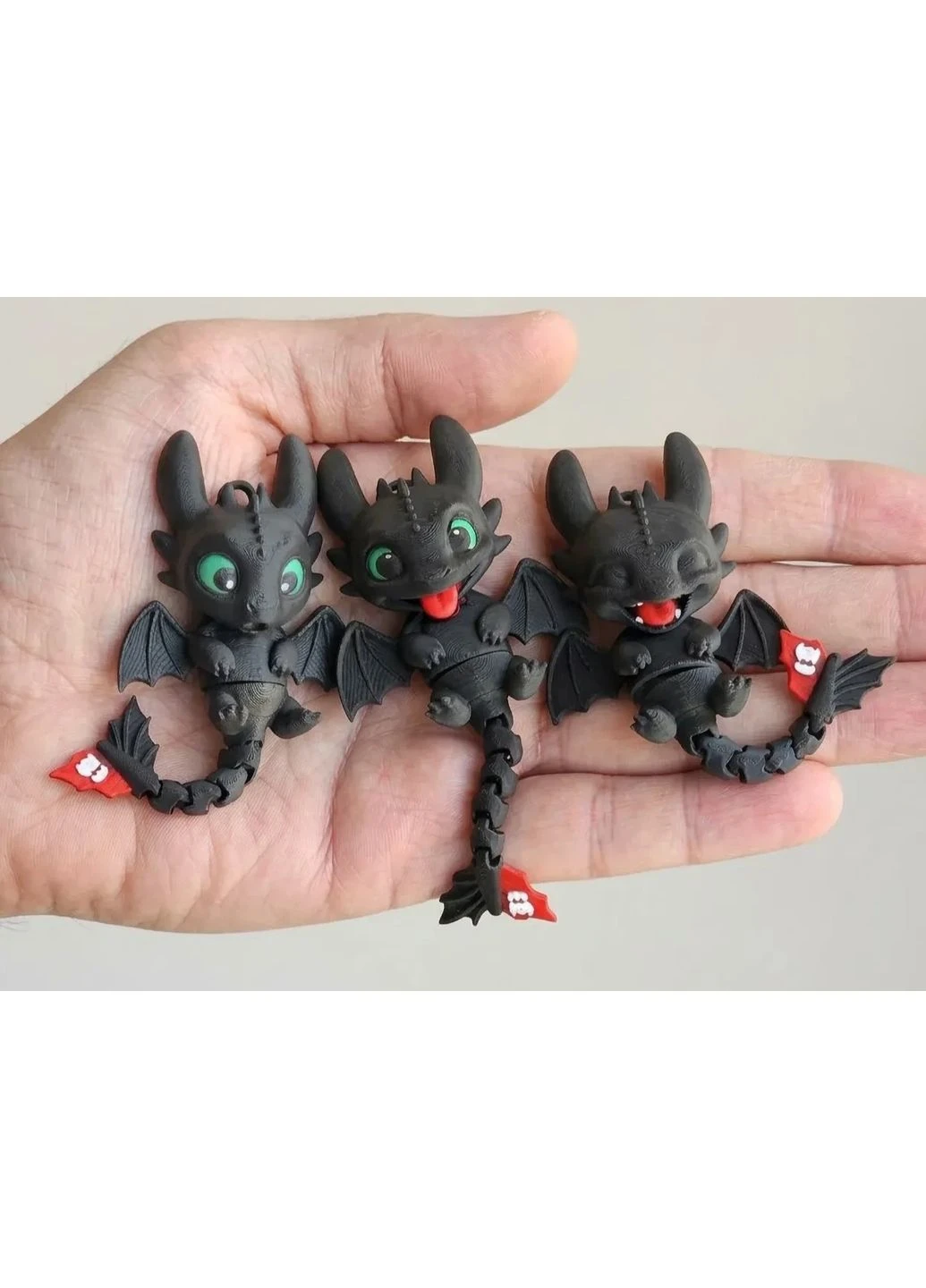 🐉🔑 Брелок «Усміхнений Беззубик Нічна Лють (Cute Articulated Night Fury Trio)» 10 см 3D-друк No Brand (400036824)