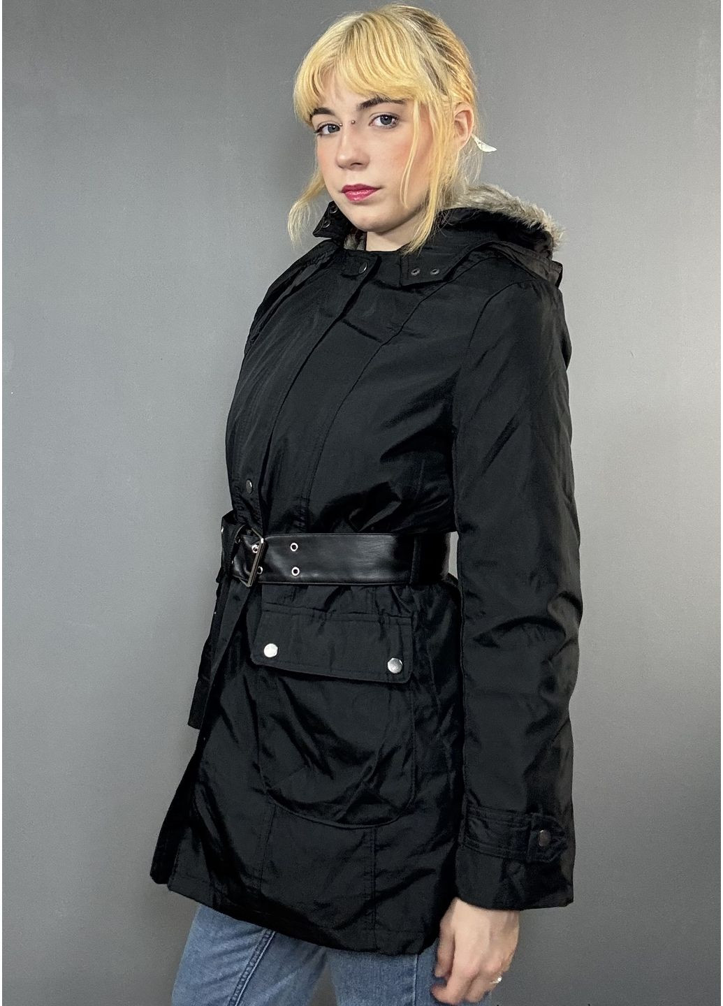 Чорна демісезонна куртка H&M