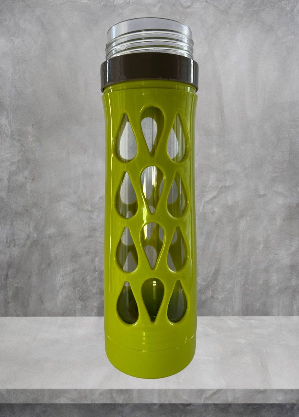 Универсальная современная компактная бутылочка для воды и соков с ручкой для переноски 600мл Зеленая VTech (297669731)