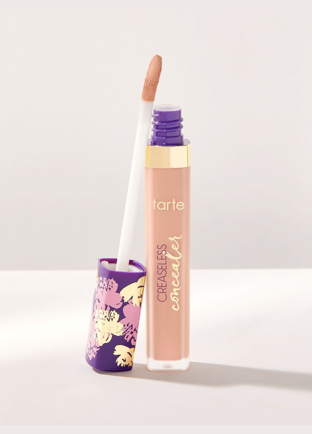 Консилер для обличчя Cosmetics Creaseless Concealer (6,4 г) 20B Light Beige (846733030101) Tarte (278773784)