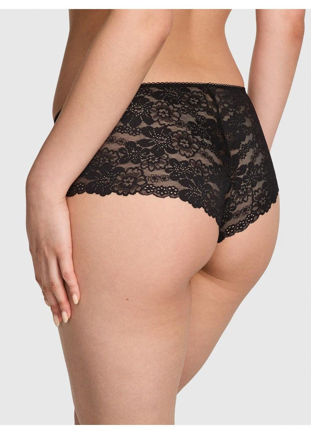 Трусики-чики женские бесшовные с кружевом PINK No-Show Cheeky черные Victoria's Secret (330829501)