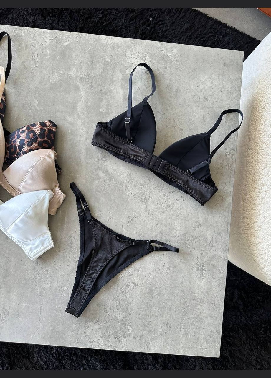 Черный демисезонный комплект женского белья Domino ліф та трусики стрінги