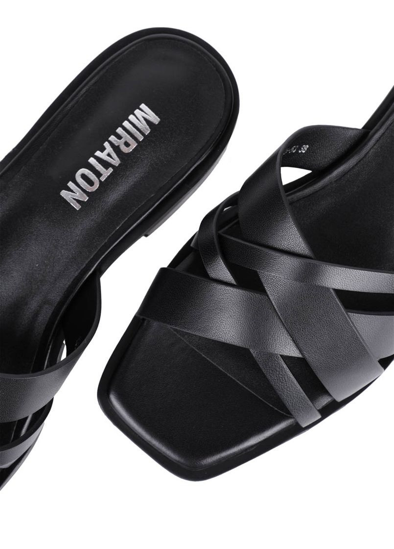 Черные женские шлепанцы 12575-53 черный кожа MIRATON