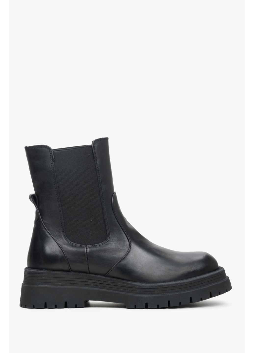 Осенние челси, цвет черный Estro