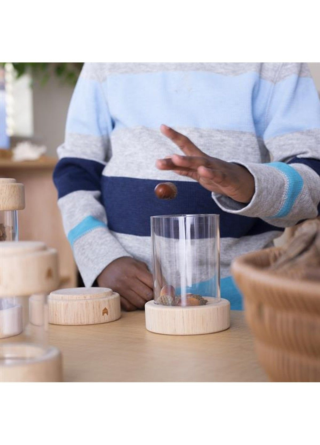 Игровой набор Natural Play Сокровища в прозрачных баночках (G3086) Guidecraft (331296184)