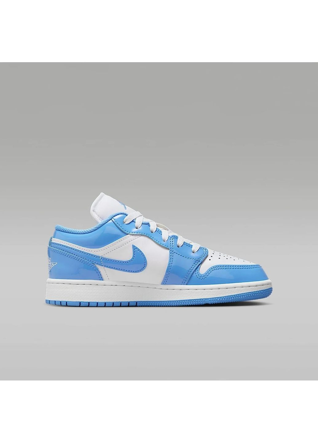 Белые кроссовки мужские 1 low se blue/white Air Jordan