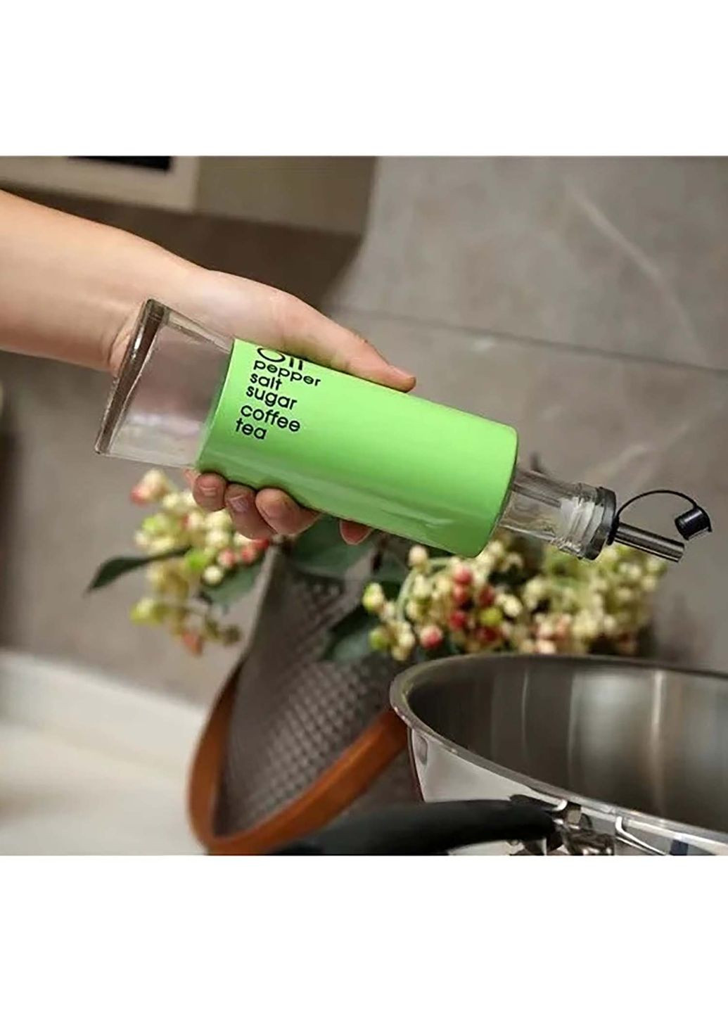 Диспенсер дозатор для масла уксуса соуса стеклянная бутылка с дозатором с стильной цветной накладкой 300 мл Kitchen Master (350884005)