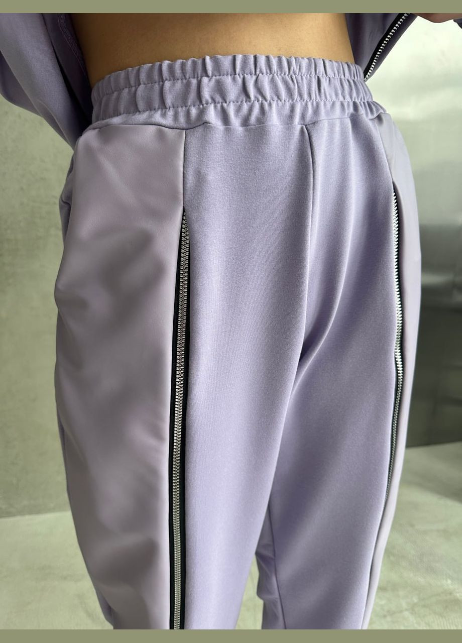 Жіночий костюм двійка колір лавандовий р.50/52 451794 New Trend (282930647)
