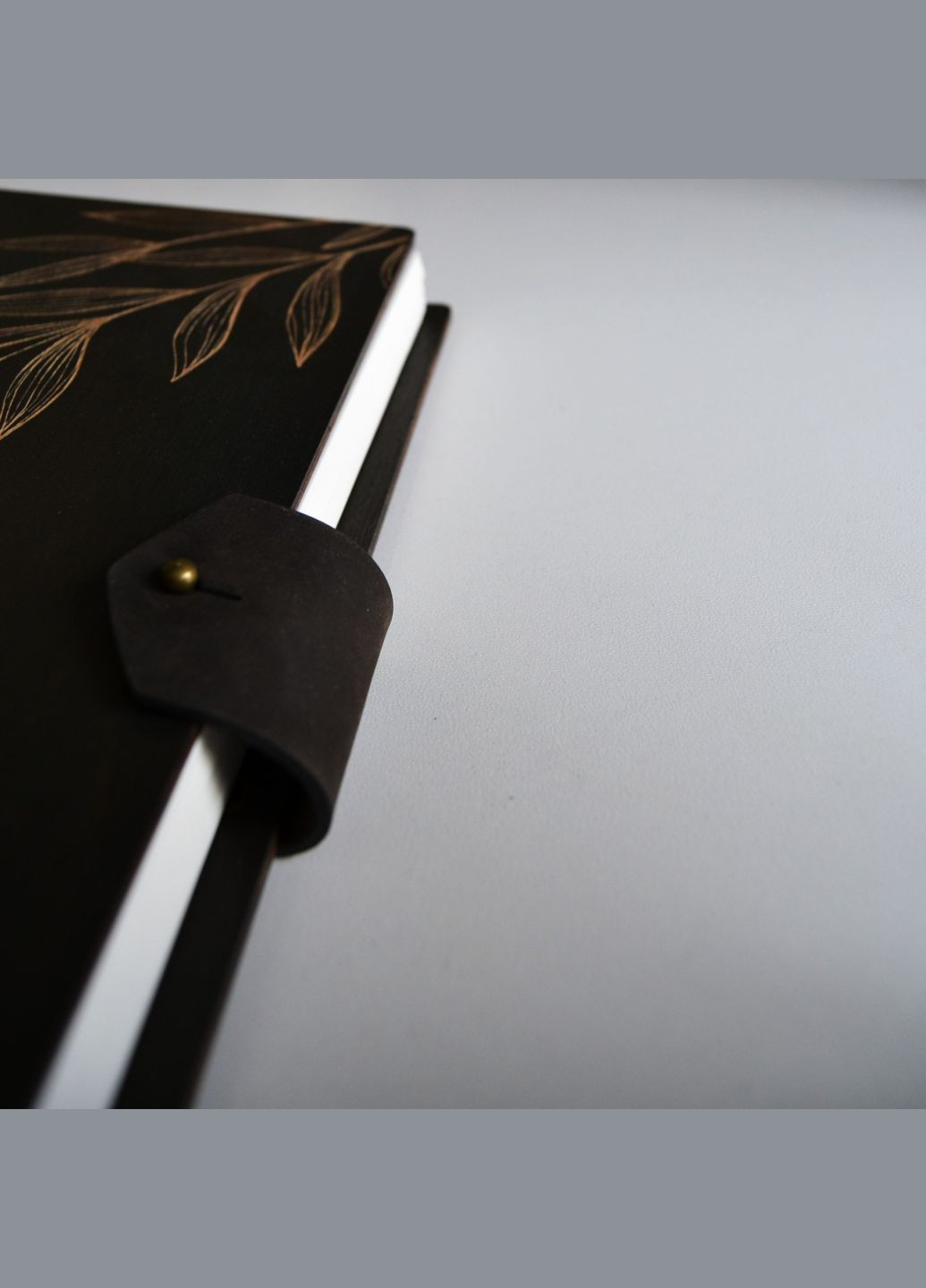 Дерев'яний Альбом для фотографій з Вашим індивідуальним написом, на 500 фото - 100 сторінок, FILWOOD. No Brand (340112029)