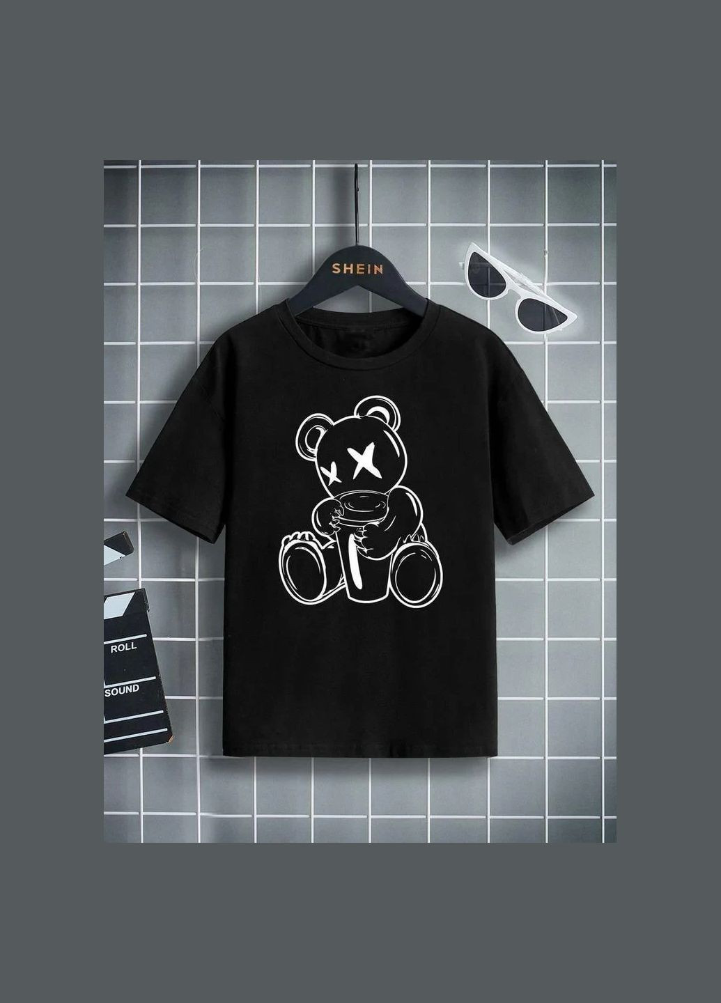 Чорна футболка чоловіча с принтом 46 чорний 2664091178 No Brand