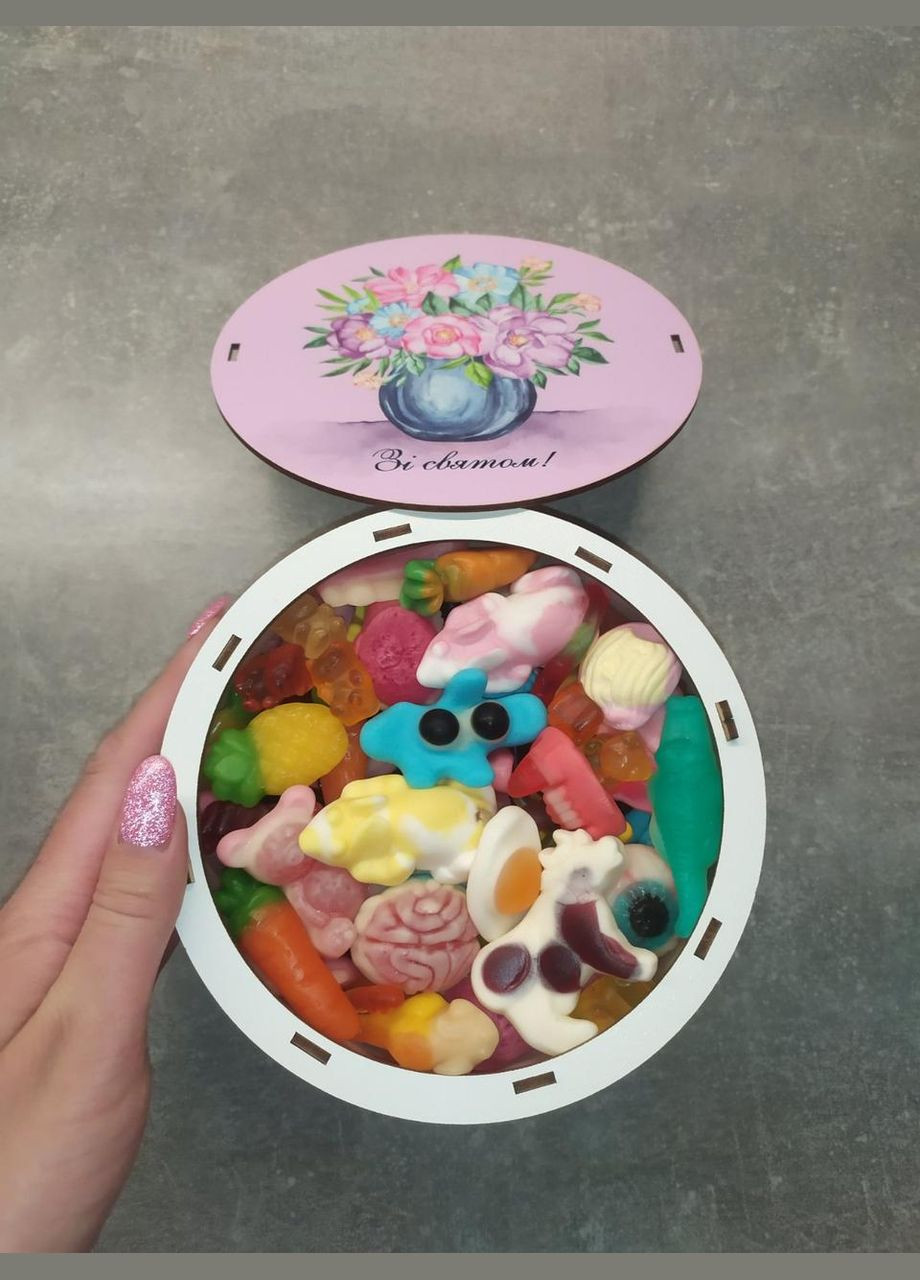 Подарунок подрузі дівчині доньці на 8 Березня День народження з желейками Kinder (330822995)