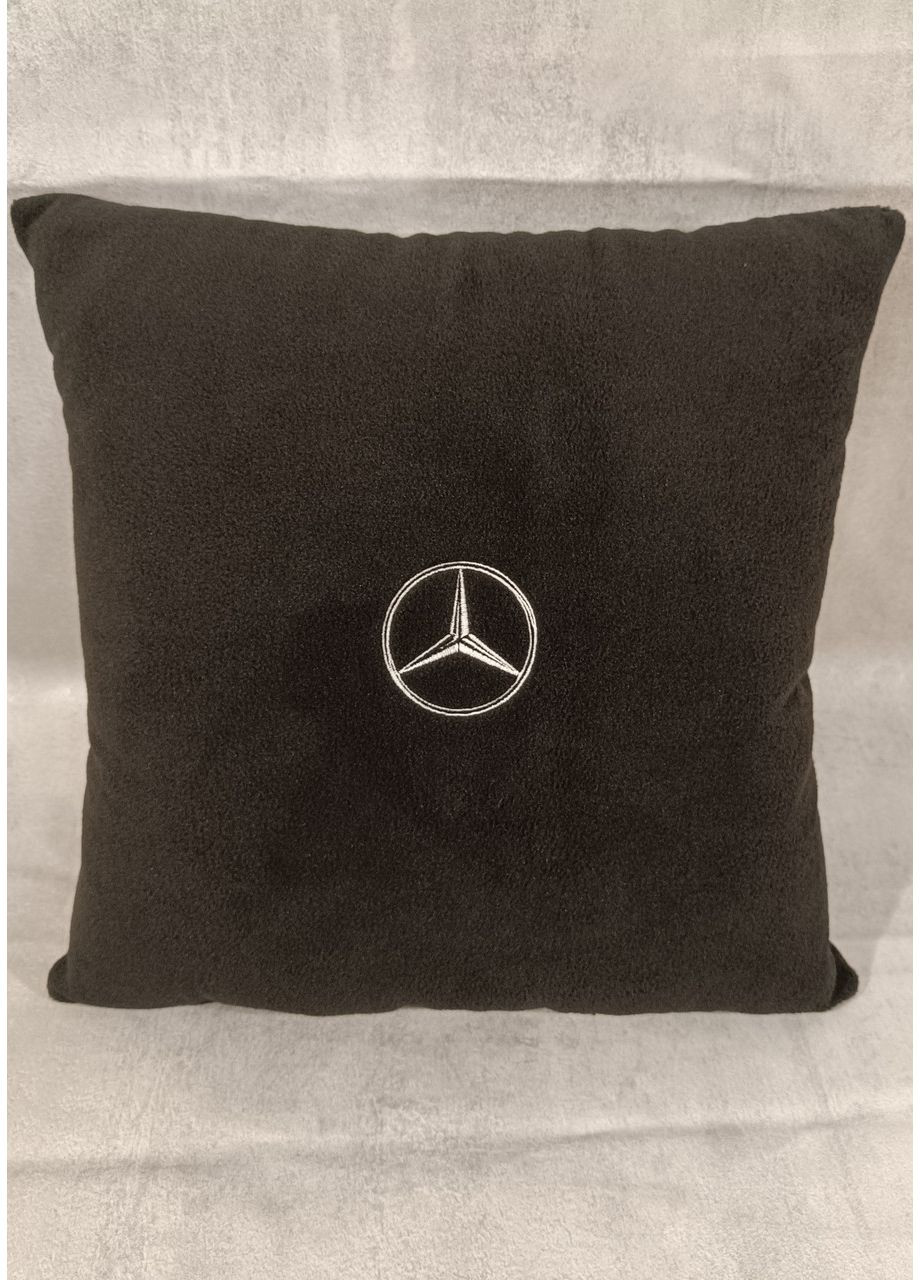 Плед и подушка с вышивкой логотипа "Mercedes-Benz" цвет флиса черный, цвет вышивки белый, подушка 40*40 см No Brand (369717489)