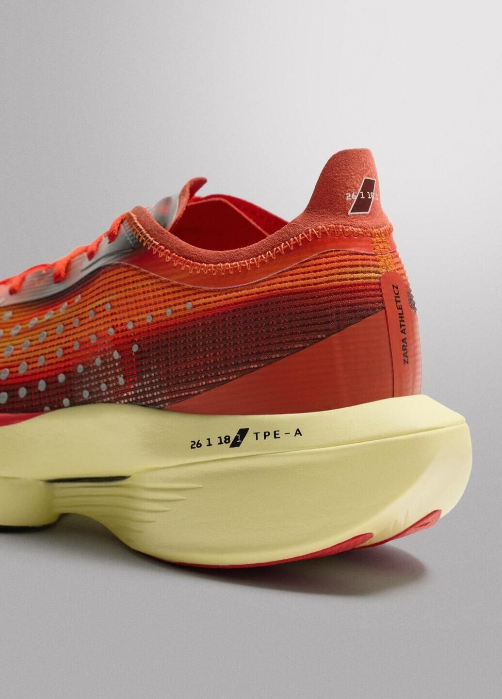 Кроссовки Zara оранжевые демисезоны (371805151)