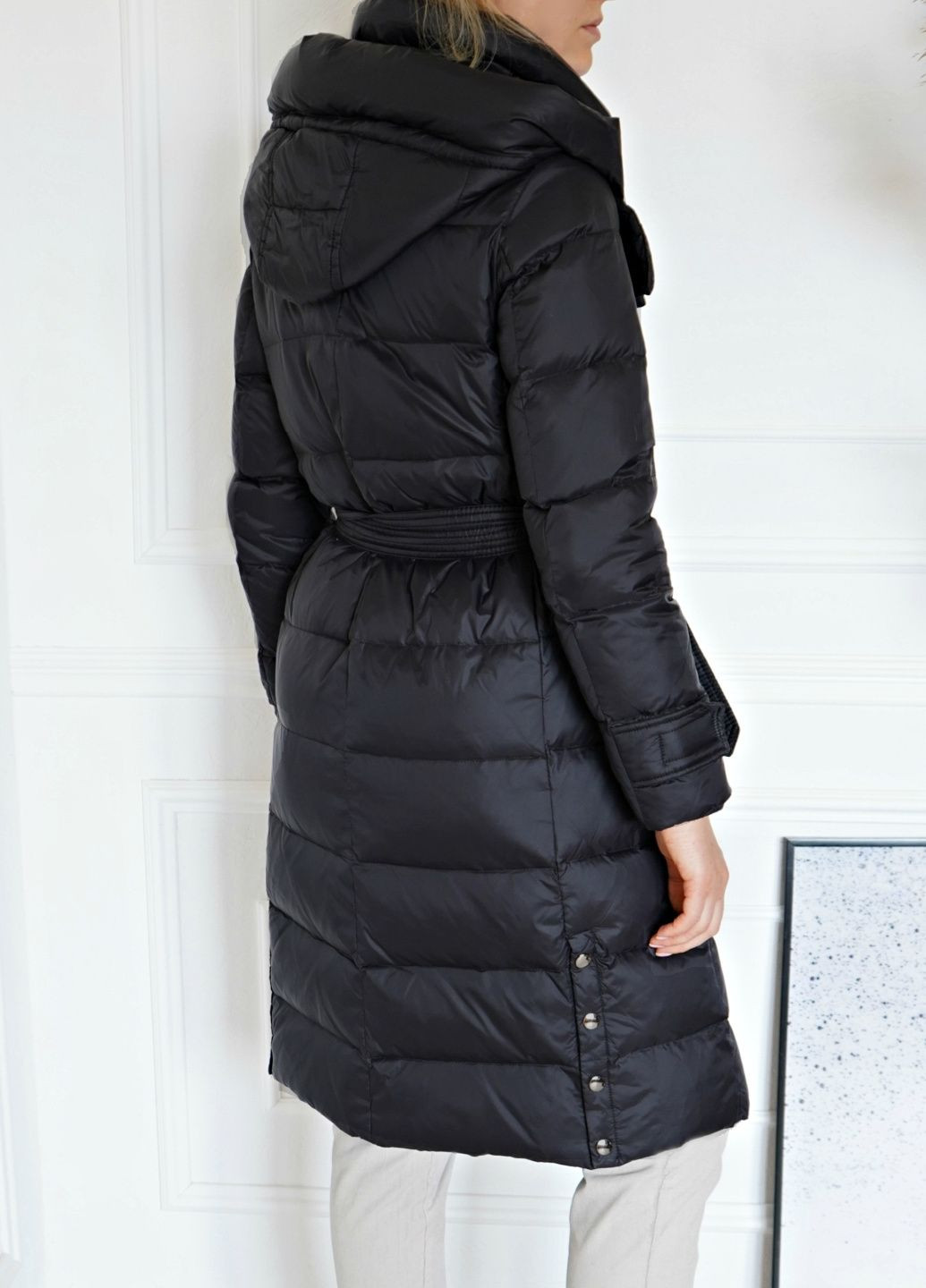 Чорний Пуховик One