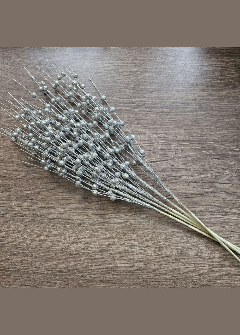 Гілка срібло блискучі ягоди 42см Nobrand (369616840)