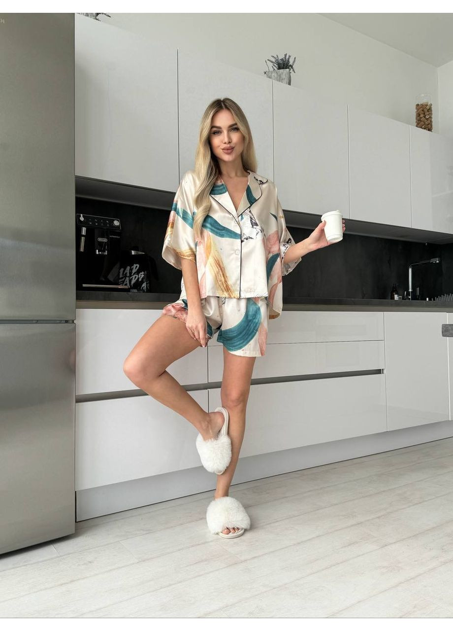 Бежевая всесезон стильный домашний костюм-пижамка рубашка + шорты Vakko