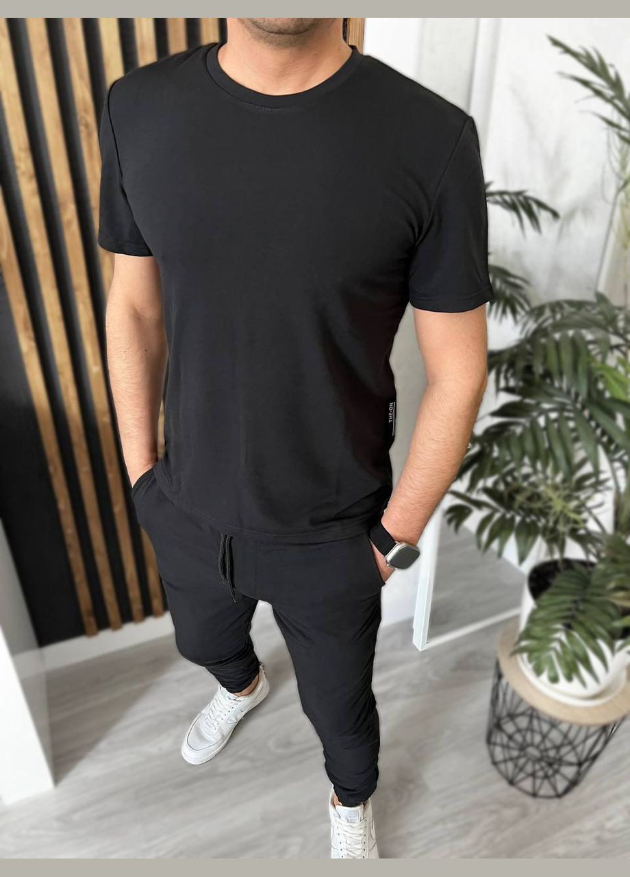 Черный демисезонный костюм ткань двунитка отличное качество No Brand