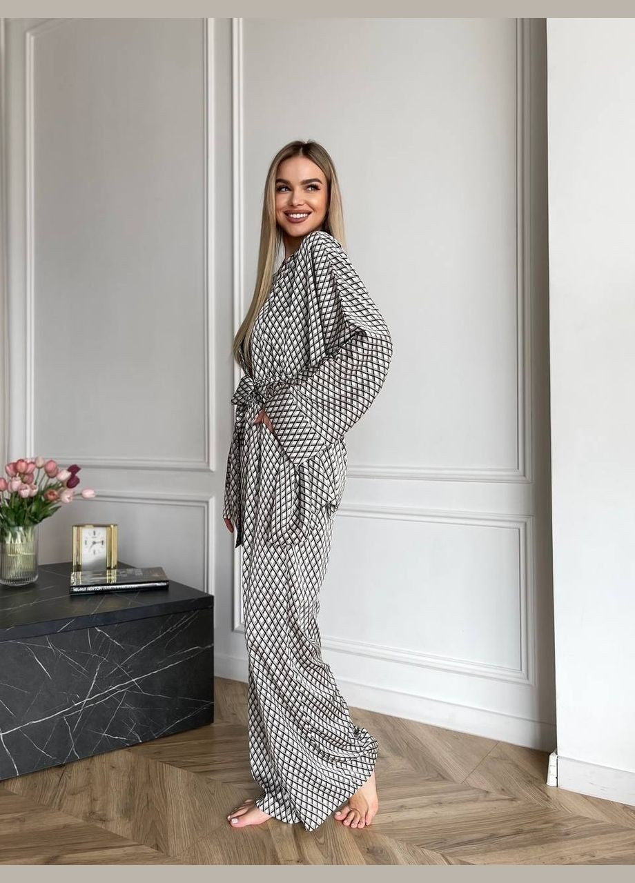 Женский шелковый костюм в пижамном стиле оверсайз. No Brand (323167381)