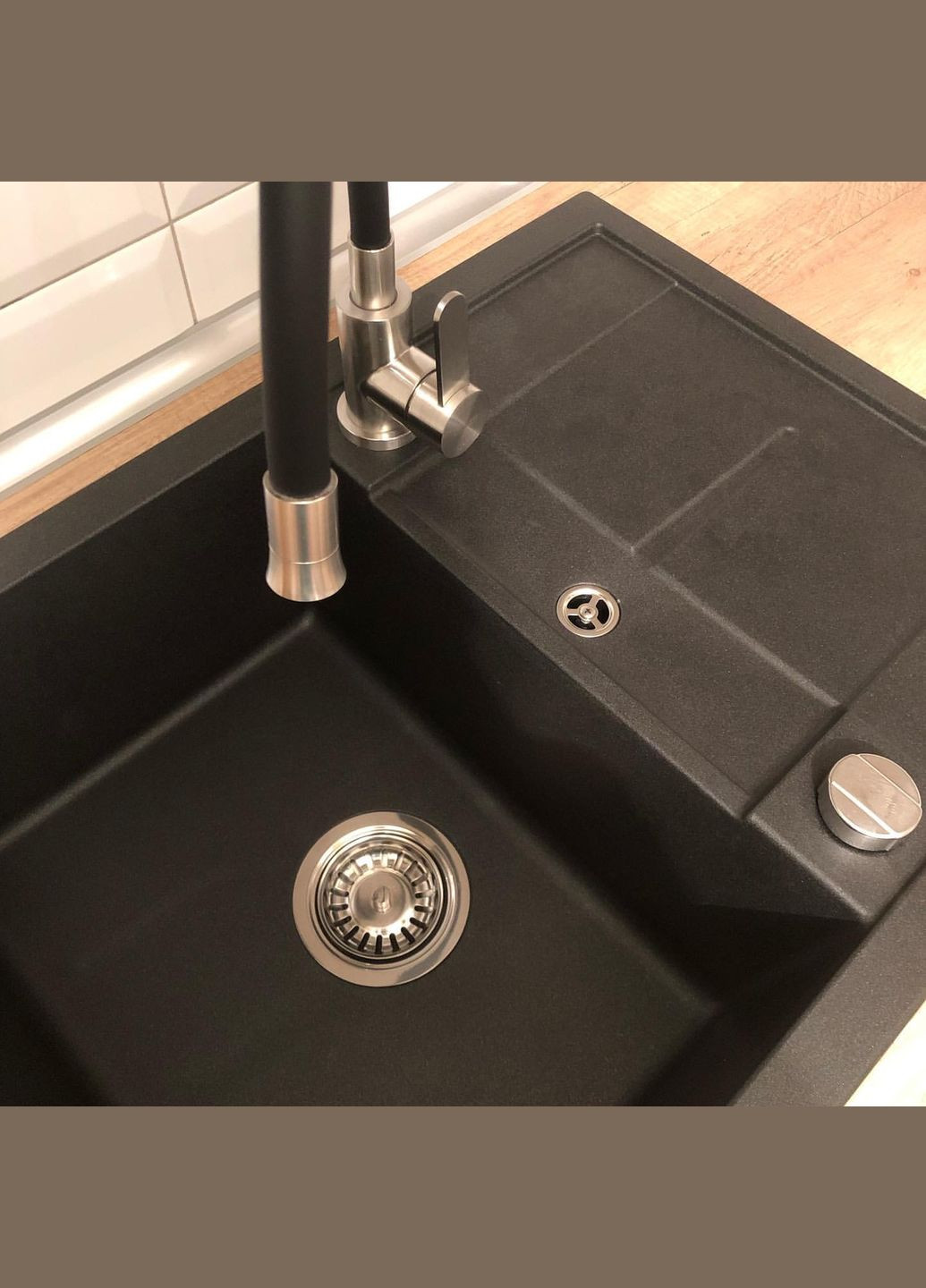 Средство для удаления сложных соляных налетов 1 литр Crystal Clean tile power (331892760)