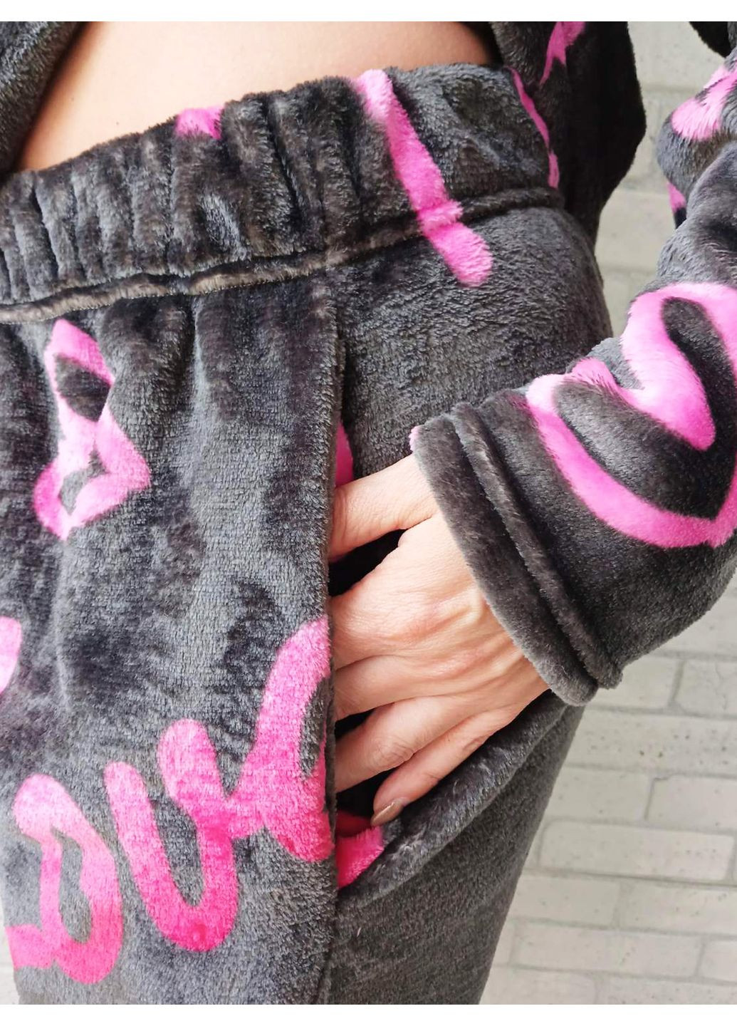 Темно-сіра жіноча піжама зимова батал махрова на блискавці No Brand