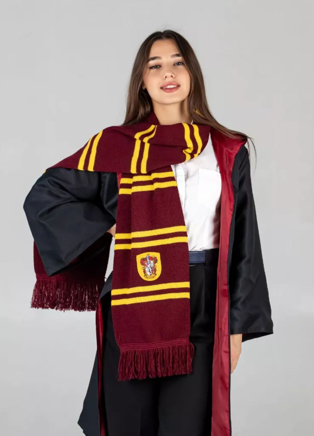 Шарф Гарри Поттер в полоску с эмблемой факультета Гриффиндор с бахромой унисекс (90009/1) My Kigu (363133941)