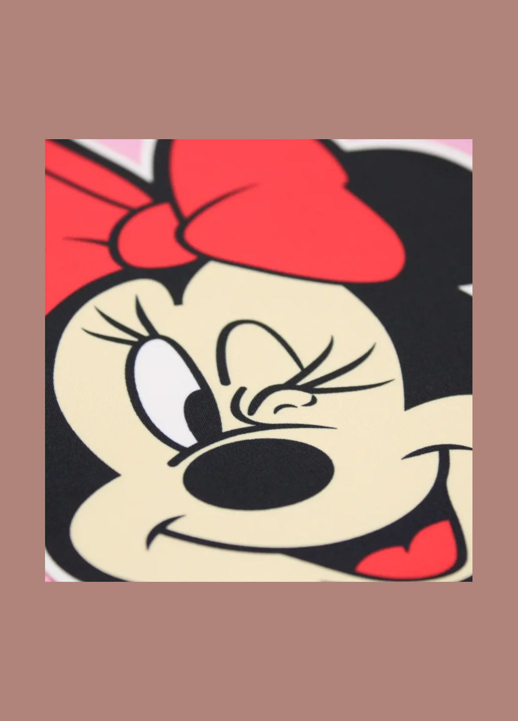 Нашивка тканевая фигурная "Minnie" подмигивает18*23 (6179) No Brand (335812469)