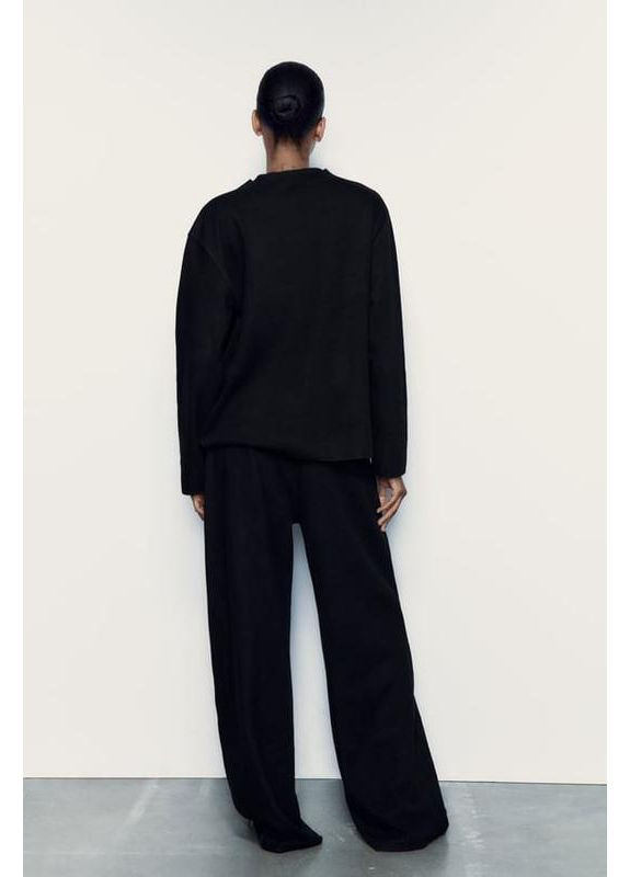 Чорний демісезонний м’який светр зі швом спереду Zara