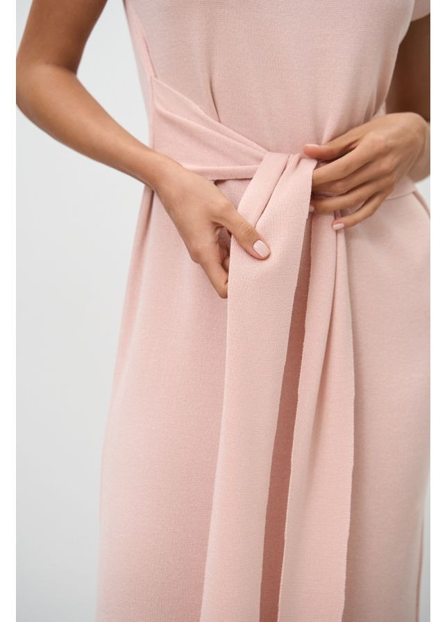 Пудровое повседневный женское платье удлиненное прямого силуэта (2869) Triko Bakh