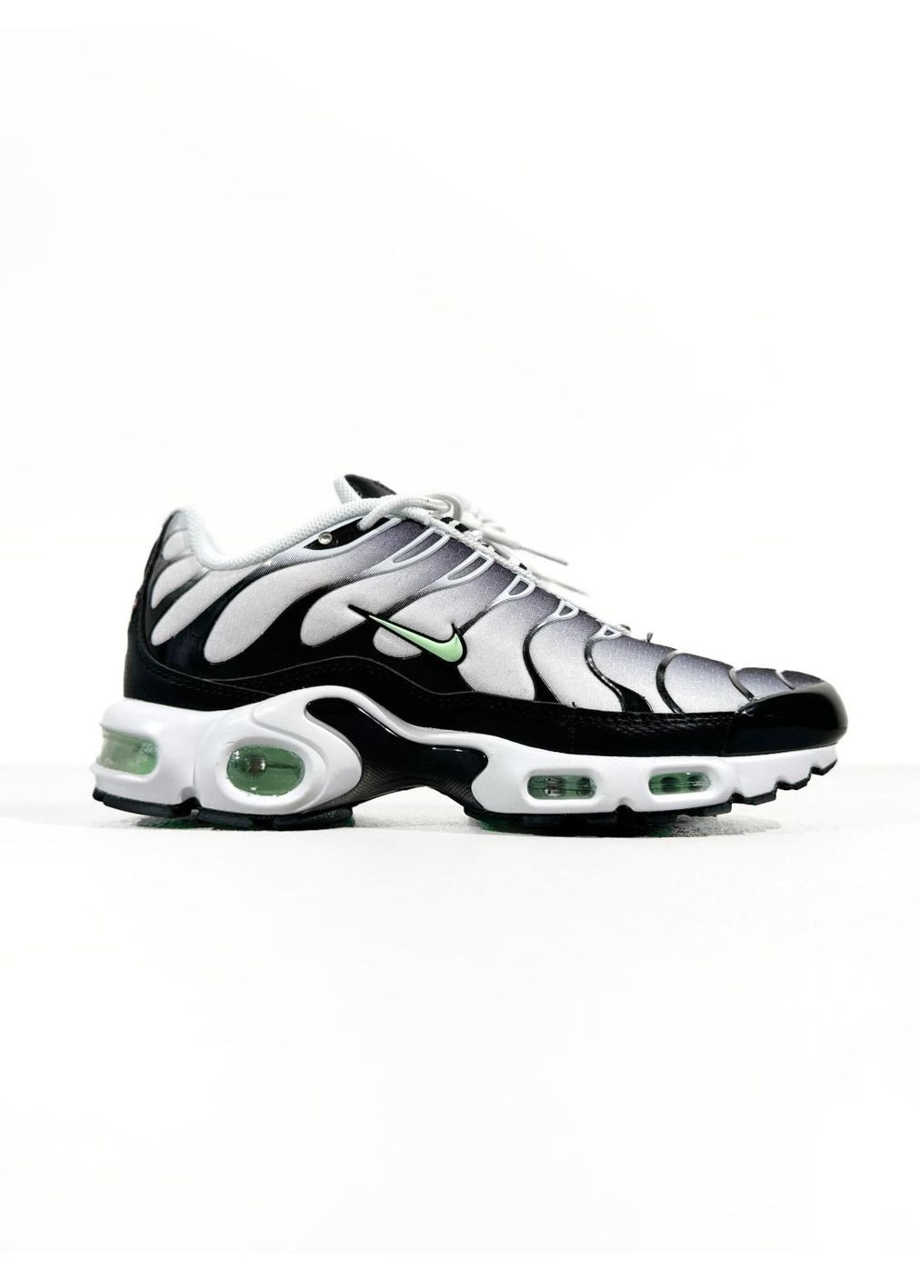 Чорні Осінні кросівки чоловічі nike air max tn plus white black mint найк аір макс тн плюс No Brand