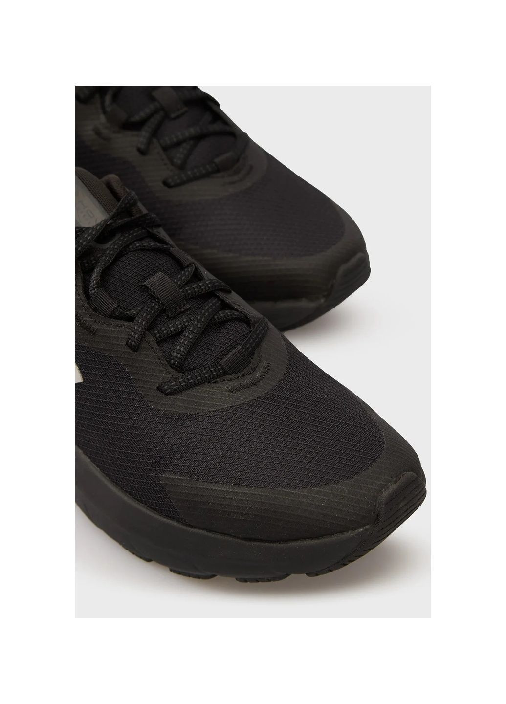 Чорні кросівки чоловічі hovr turbulence 2 black 3028751-001 Under Armour