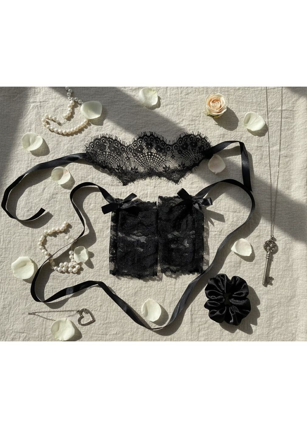 Черный комплект для игр маска и браслеты (арт. 3048) No Brand