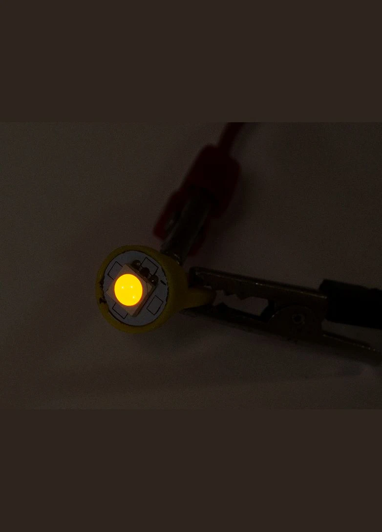 Светодиодная авто лампа T10-5050-1smd желтый 24V LEDUA (323474850)