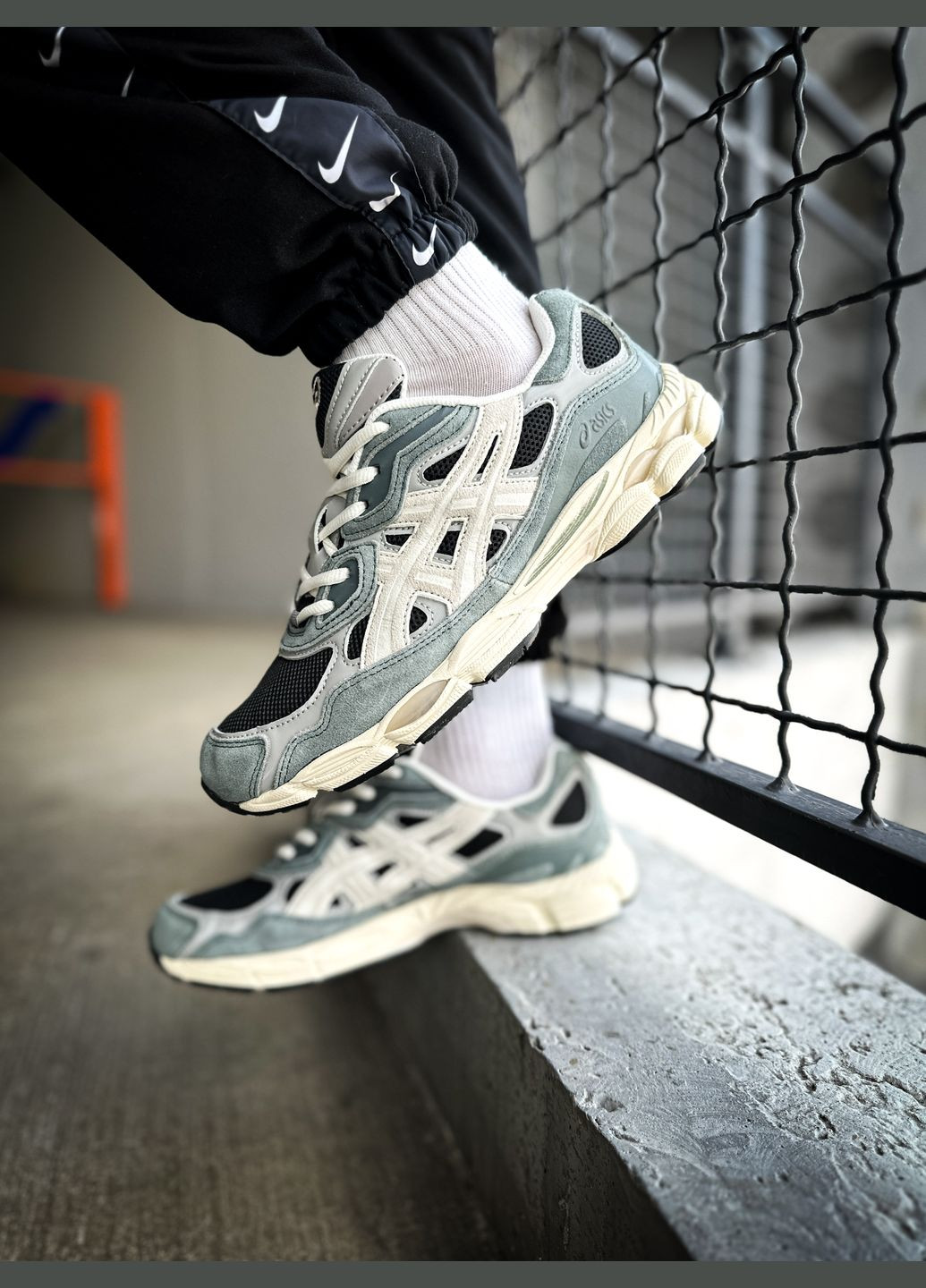 Зеленые демисезонные кроссовки мужские и женские asics gel-nyc green grey | асикс гель-нюк зеленые серые No Brand