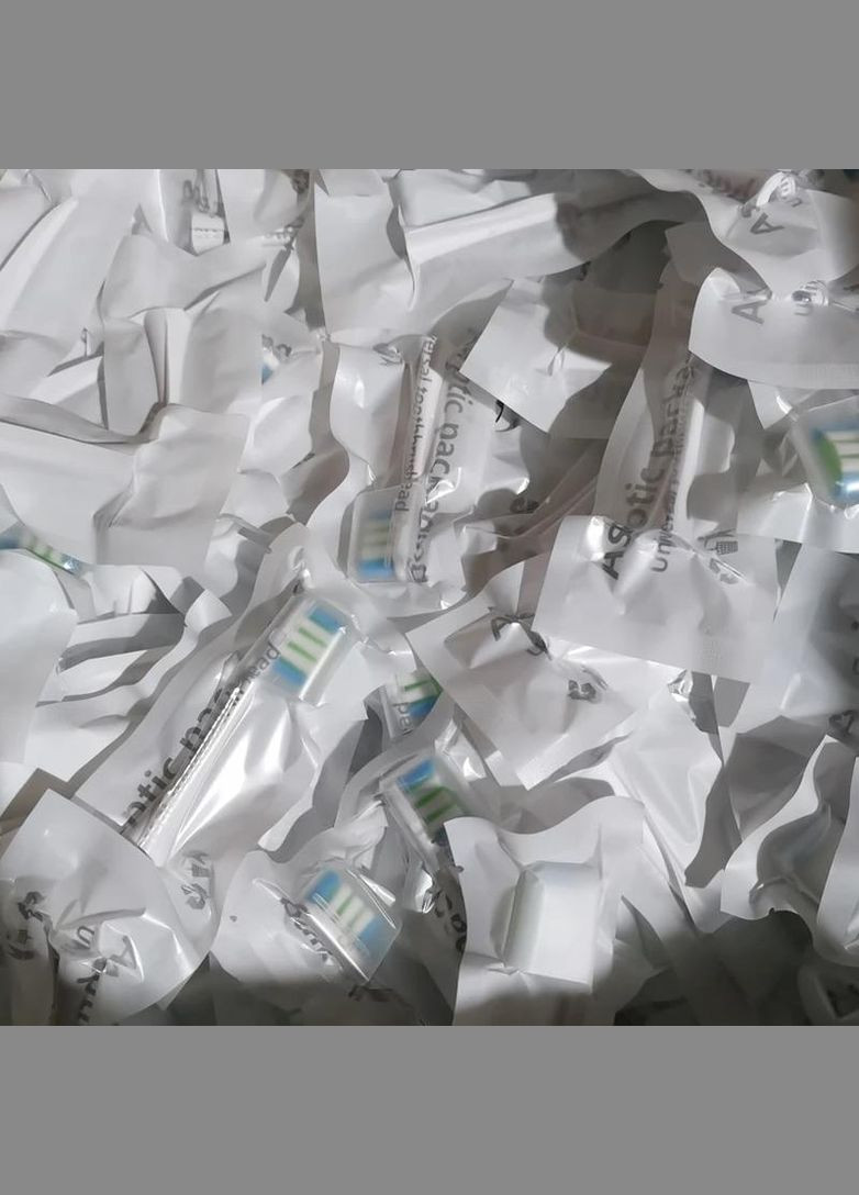 Насадка для x/x pro/x pro elite/z1/e1/air/air 2/one/xs/se/f1/z1 white/green Oclean (322701272)