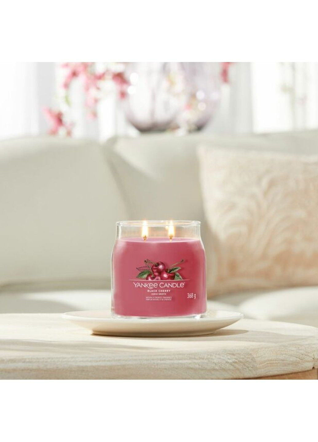 Ароматическая свеча Black Cherry Medium Yankee Candle (280916899)