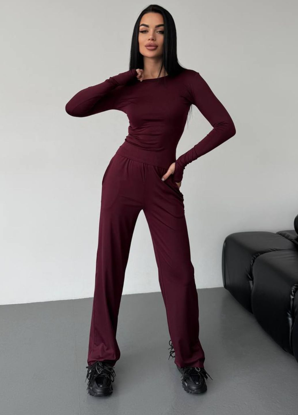 Костюм трійка: Лонгслів, футболка та штани вільного крою Україна (328392248)