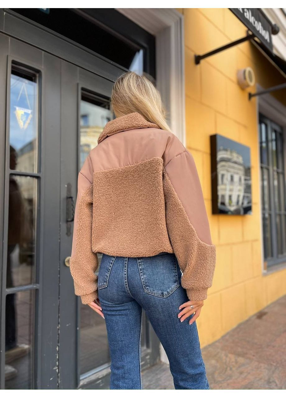 Бежева жіноча куртка демісезон Osoblyva