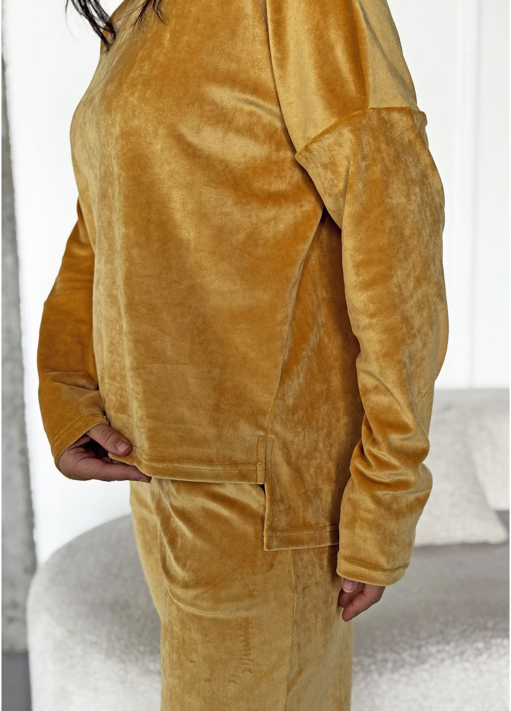 Стильний жіночий велюровий костюм INNOE Костюм (366560197)