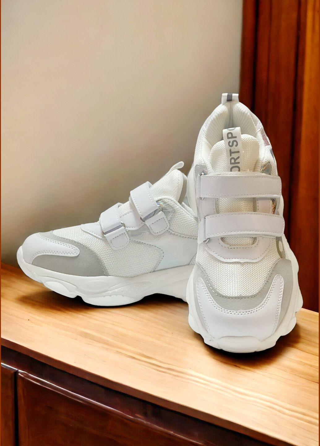 Білі осінні дитячі кросівки для дівчинки том м 7424а Tom.M