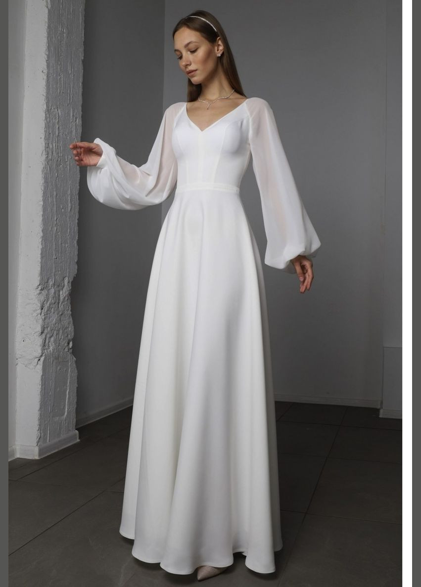 Белое вечернее платье а-силуэт Lolita однотонное