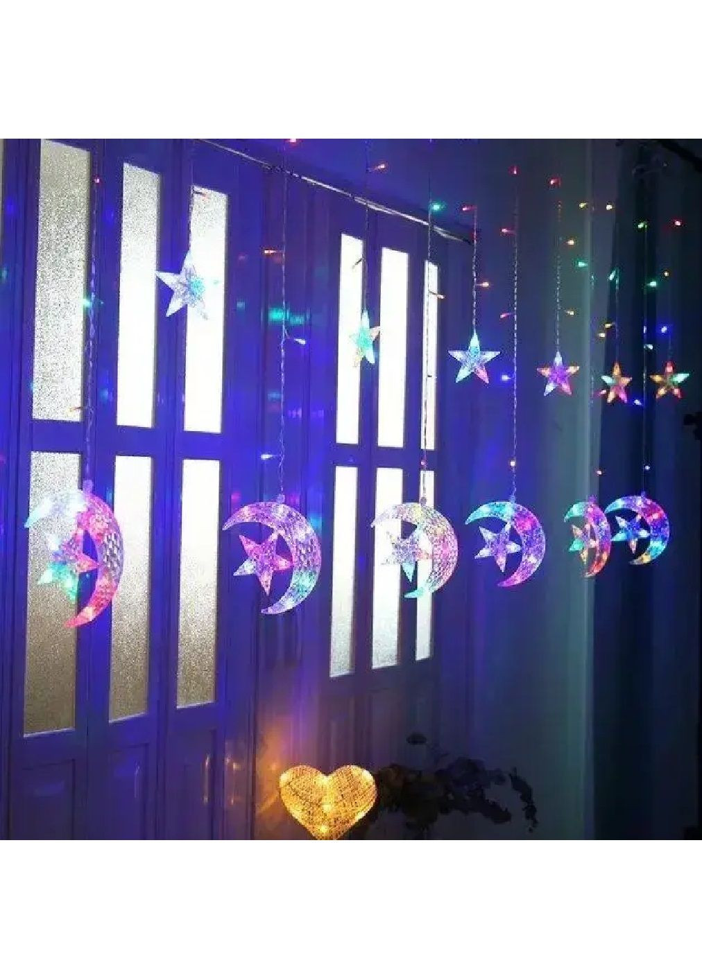 Світлодіодна гірлянда штора на вікно з роботою від мережі фігурками зірок місяця 2,5х0,6 м 138 LED (478584-Prob) Різнобарвна Unbranded (307247522)
