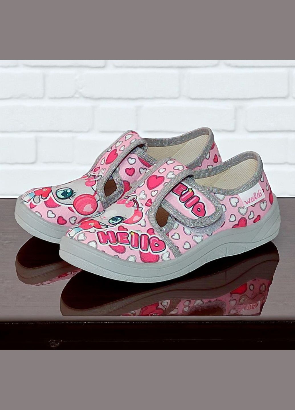 Ортопедичні тапочки на липучці капчики для дівчинки змінне взуття в садок Валді Waldi (342262949)