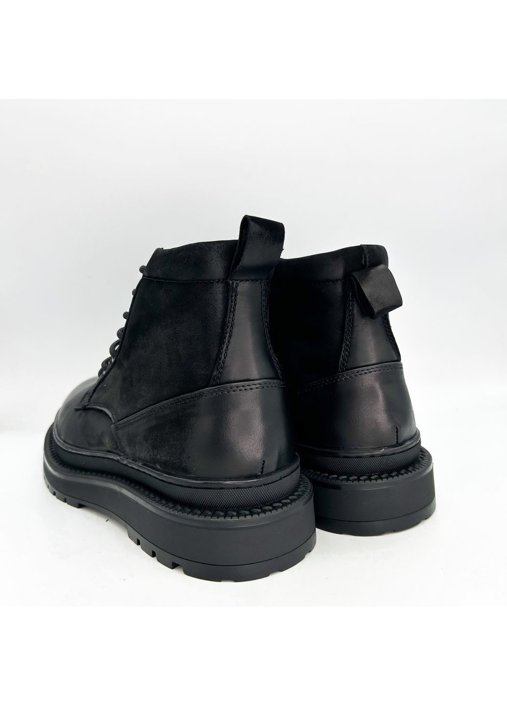 Черные зимние ботинки (р) замша 0-2-2-am-7216m-1-1m Danler