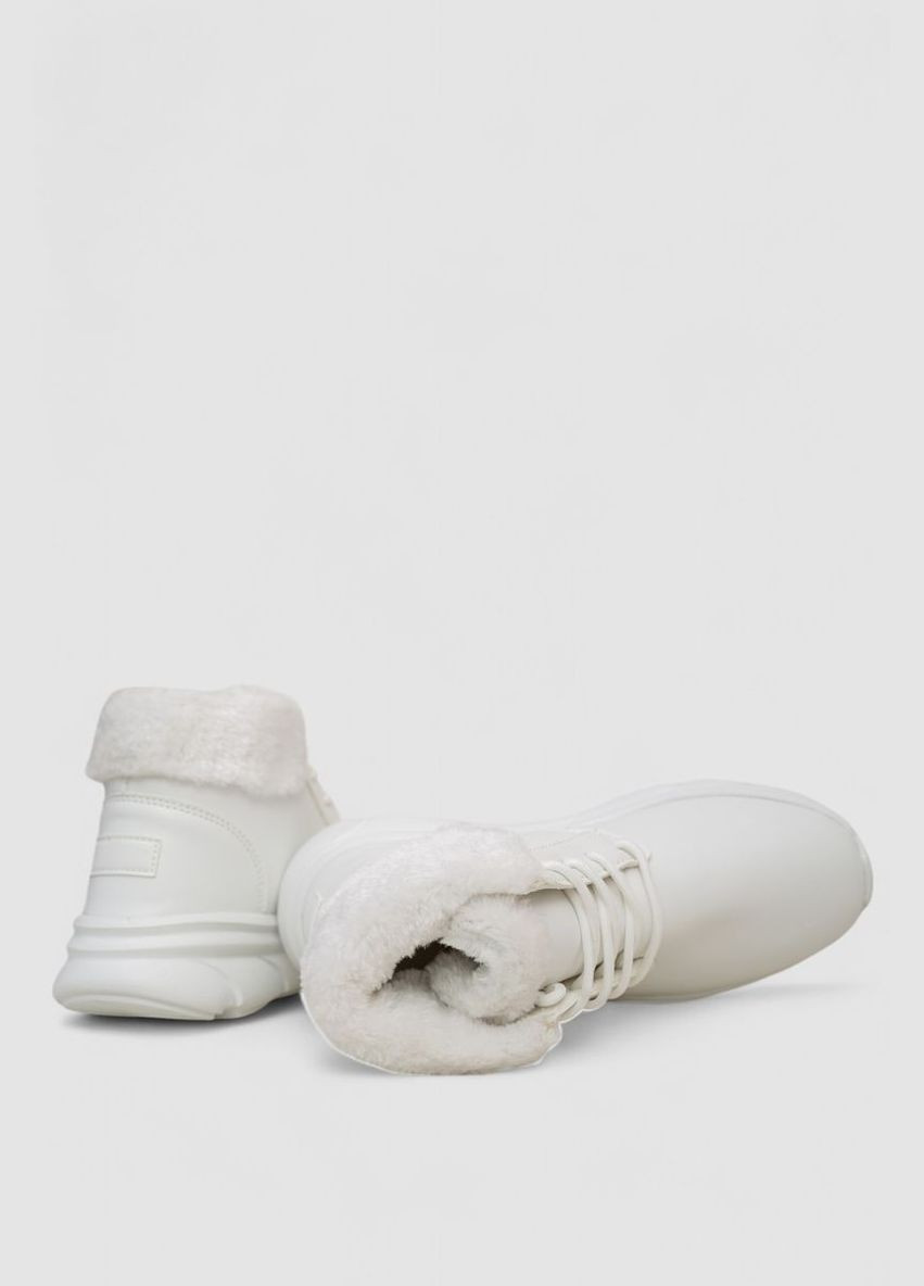 Зимние женские зимние на меху Ager