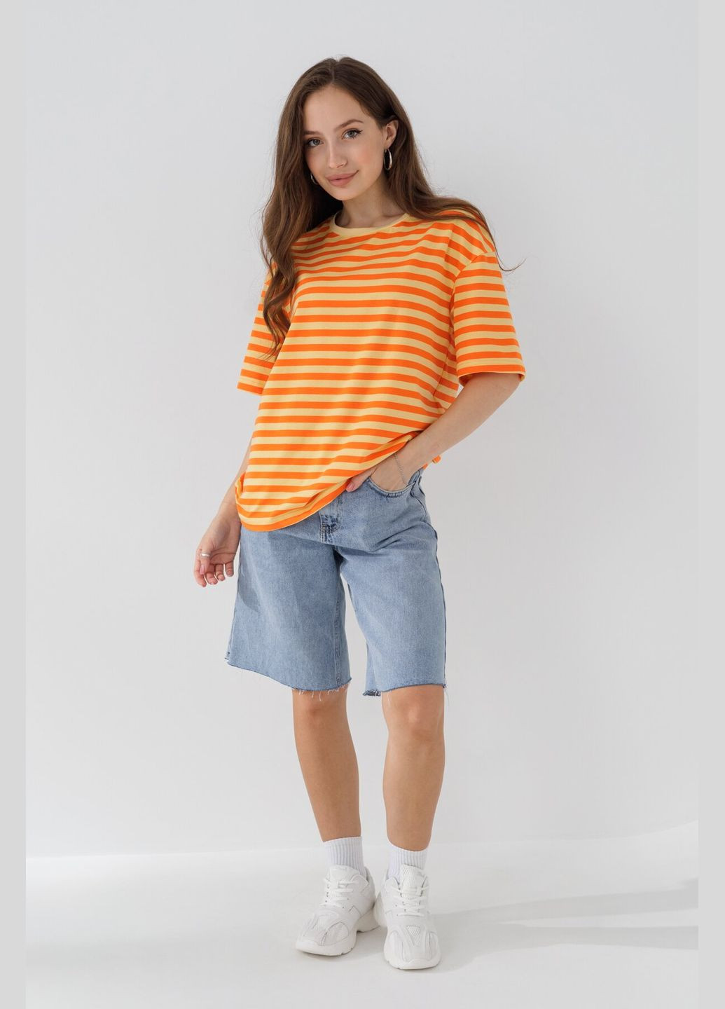 Футболка з візерунком жіноча WBC02401 shop (2000990716576) LAWA - (328990354)