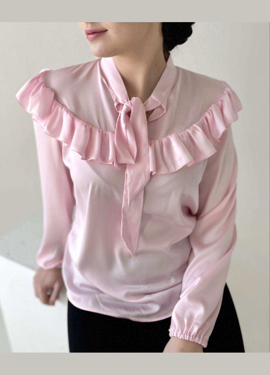 Светло-розовая блузка "edith" Marzo Atelier Жіноча блузка