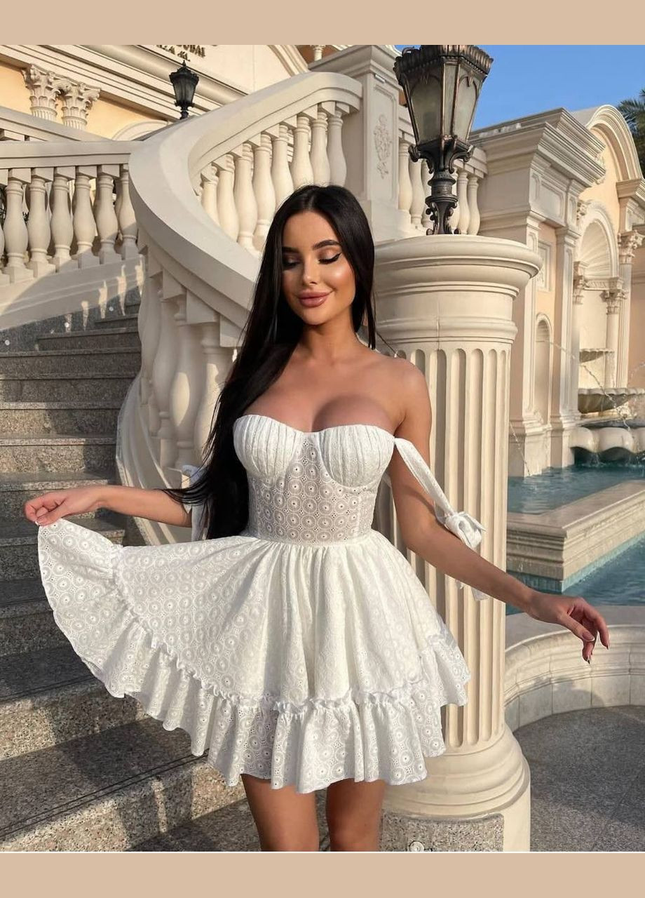 Белое повседневный, вечернее женское платье с имитацией корсета с пышной юбкой, с корсетом Style Point однотонное