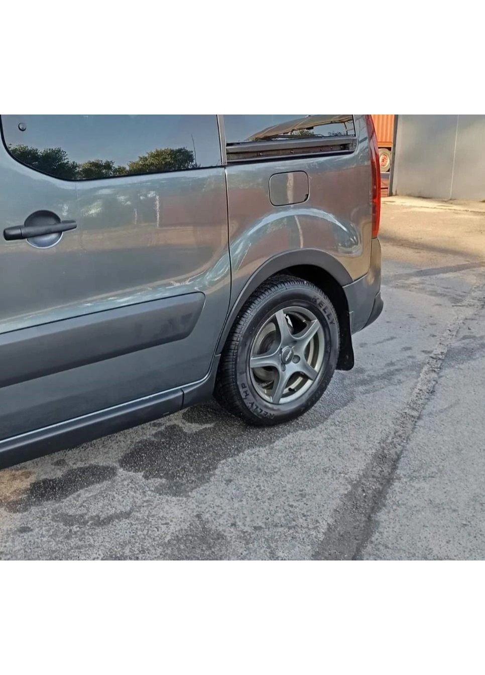 Расширители арок (4 шт, черные) XTR, 2 боковые двери, пластик для Citroen Berlingo 2008-2018 гг Digital Designs (389249432)