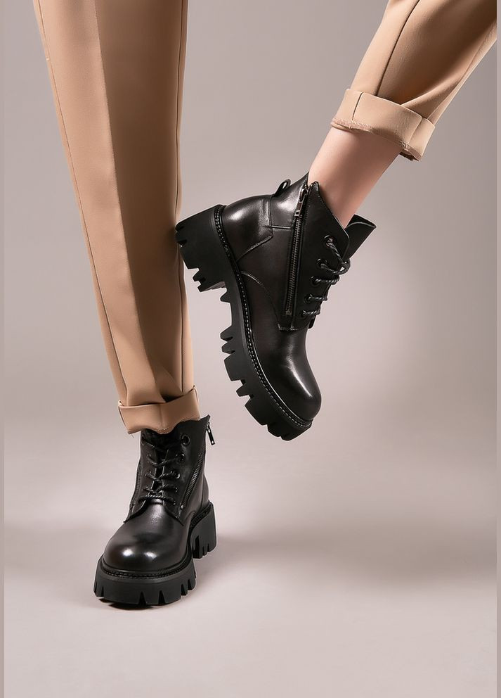 Осенние демисезонные кожаные женские ботинки Davis