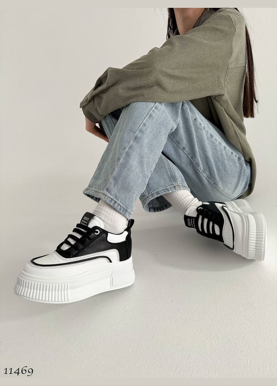 Черно-белые демисезонные стильные кроссовки No Brand